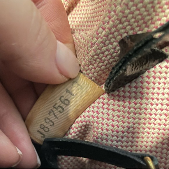 Black Patten Leather Dooney and Burke handbag - Picture 5 of 6